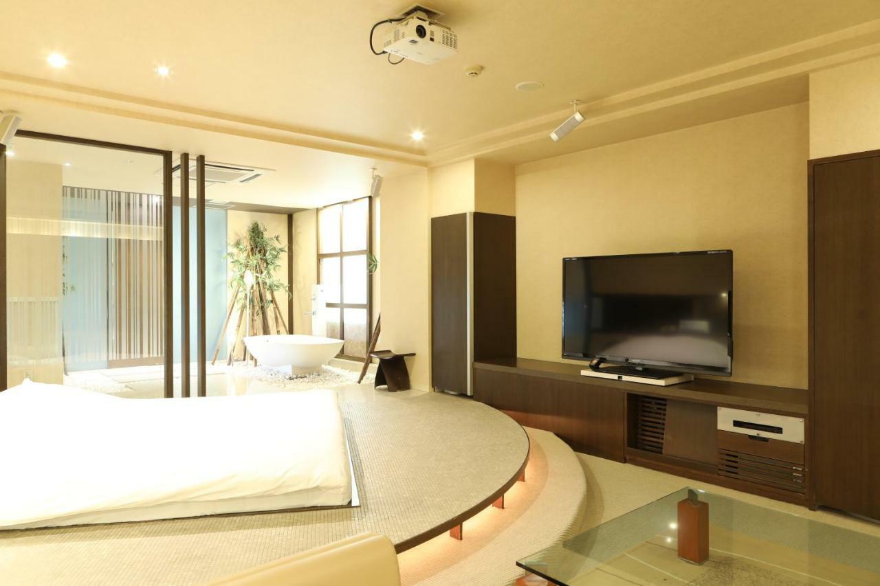 C-Hotel Affetto (Adults Only) Sapporo Exterior photo