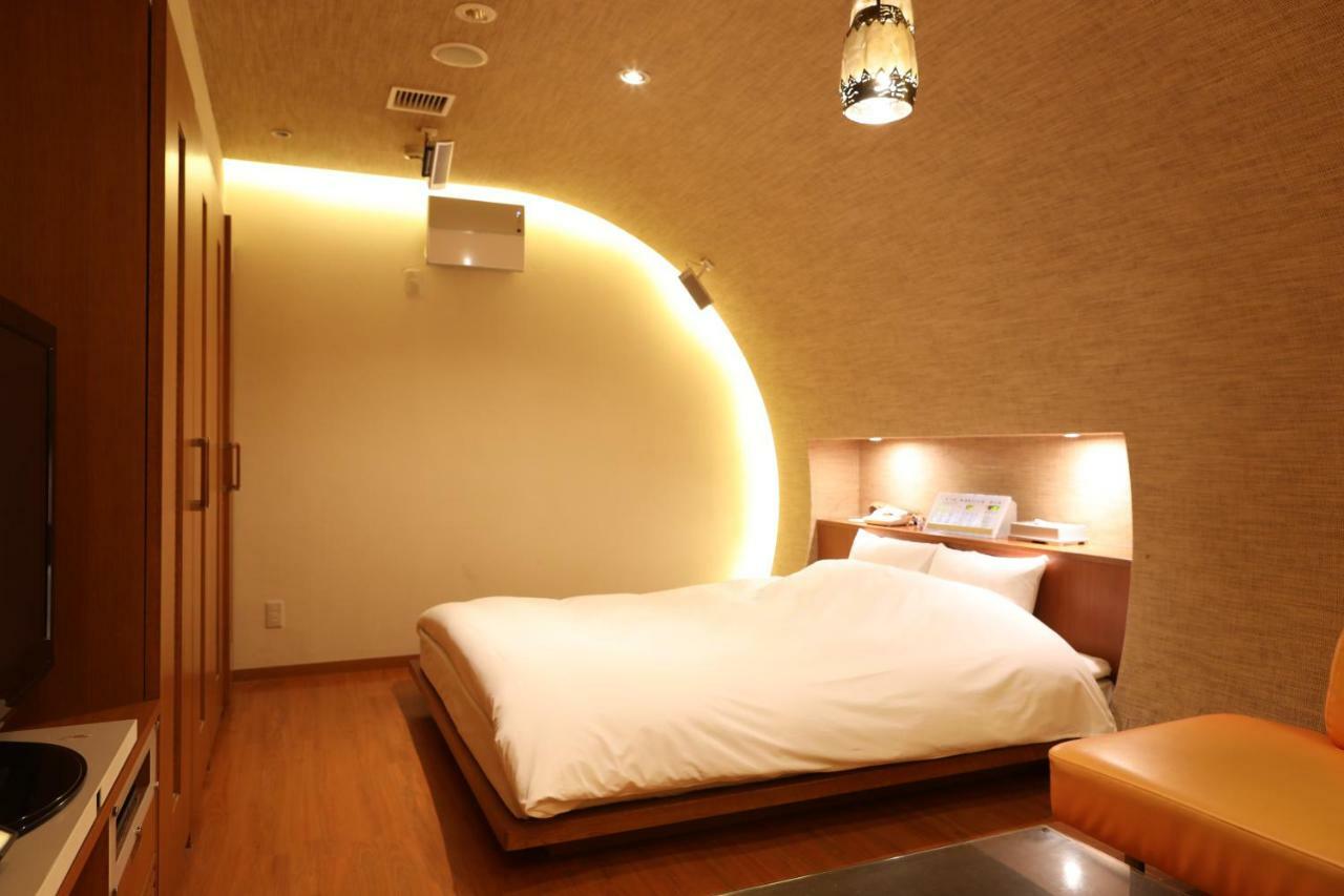 C-Hotel Affetto (Adults Only) Sapporo Exterior photo