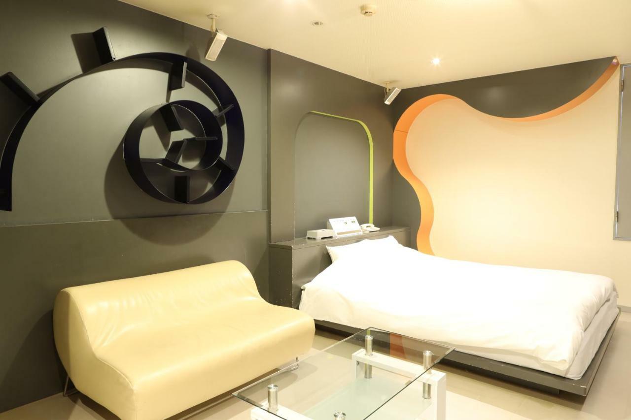 C-Hotel Affetto (Adults Only) Sapporo Exterior photo