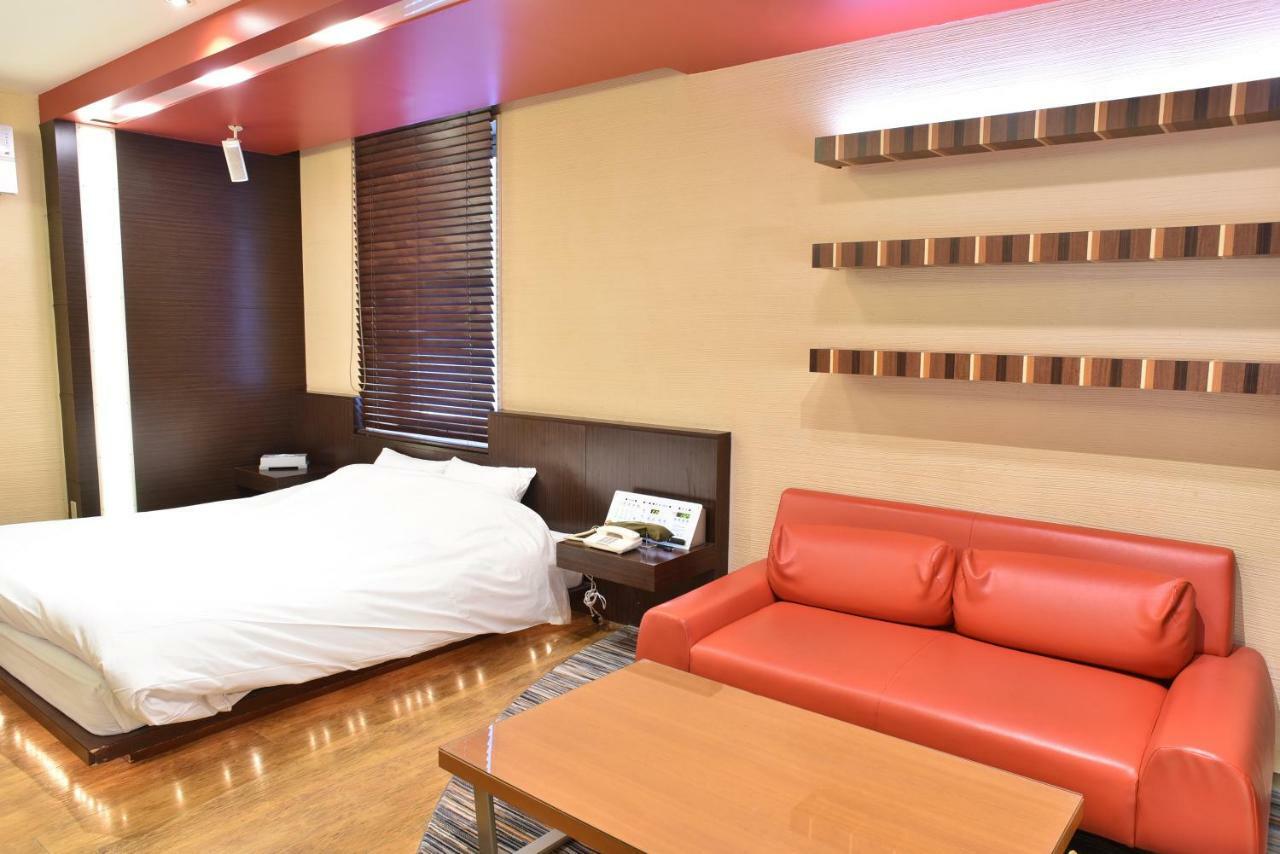 C-Hotel Affetto (Adults Only) Sapporo Exterior photo